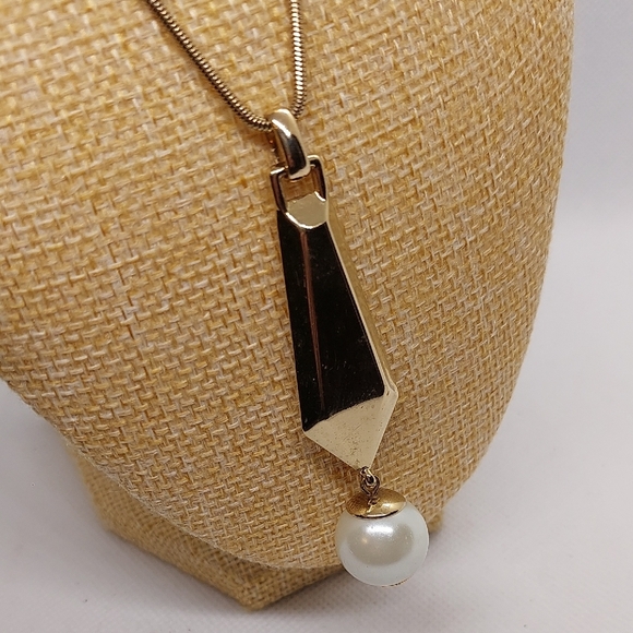 TALBOT'S Goldtone Bold Statement Pearl Pendant Snake Chain 28 " Necklace GUC - Picture 6 of 11